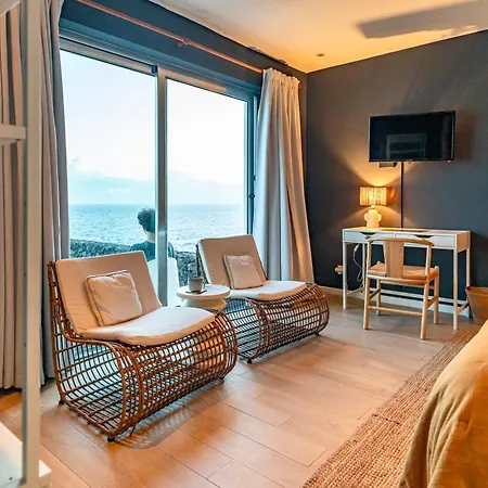 Pedra De Lava Azores-quarto 2 Homestay *
